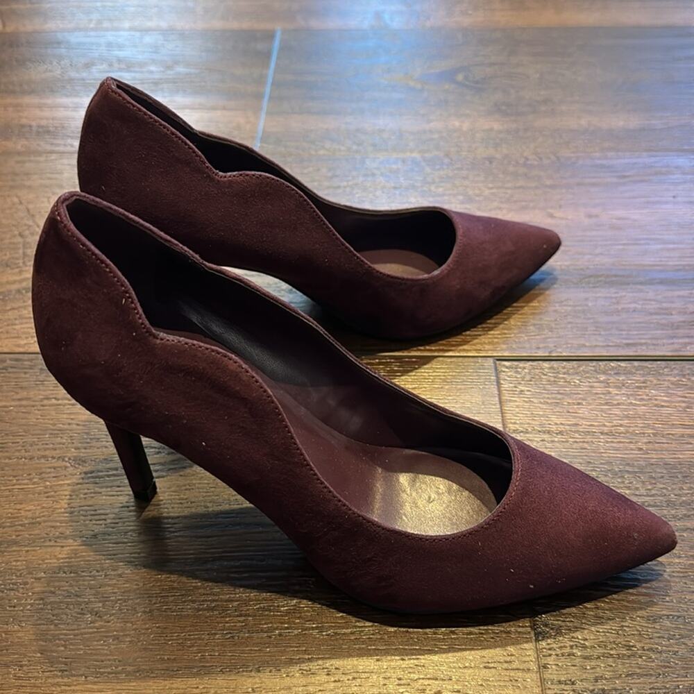 Nine West NWOT Pump Heel Shoes in Purple Faux Suede. - Picture 4 of 7